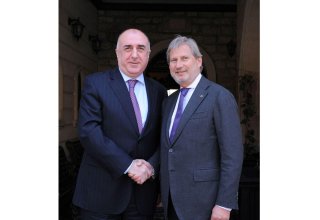 Azerbaijani FM meets with EU commissioner