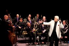 Джаз-оркестр имени Олега Лундстрема приглашает всех на Бакинский бульвар  (ФОТО)