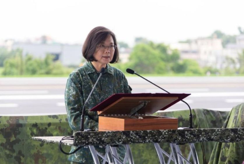 Taiwan president wins ruling party's nomination for 2020 election