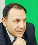 Азербайджанский писатель стал номинантом премии Императорского дома Романовых (ФОТО)