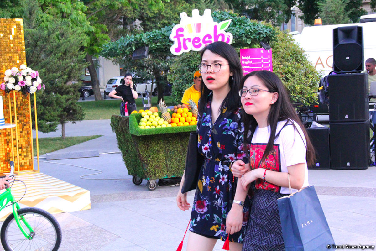 В Баку открылся юбилейный Фестиваль еды. Приятного аппетита! (ФОТО)