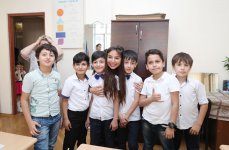 Вице-президент Фонда Гейдара Алиева Лейла Алиева посетила столичные школы-интернаты номер 4 и 3 (ФОТО) (версия 2) - Gallery Thumbnail