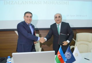 ОАО «Азербайджанская промышленная корпорация» и UNEC будут сотрудничать в учебной и научной сфере (ФОТО)