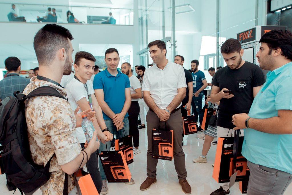 В Баку прошел Azerbaijan Design Summit - большой интерес молодежи (ФОТО) - Gallery Image