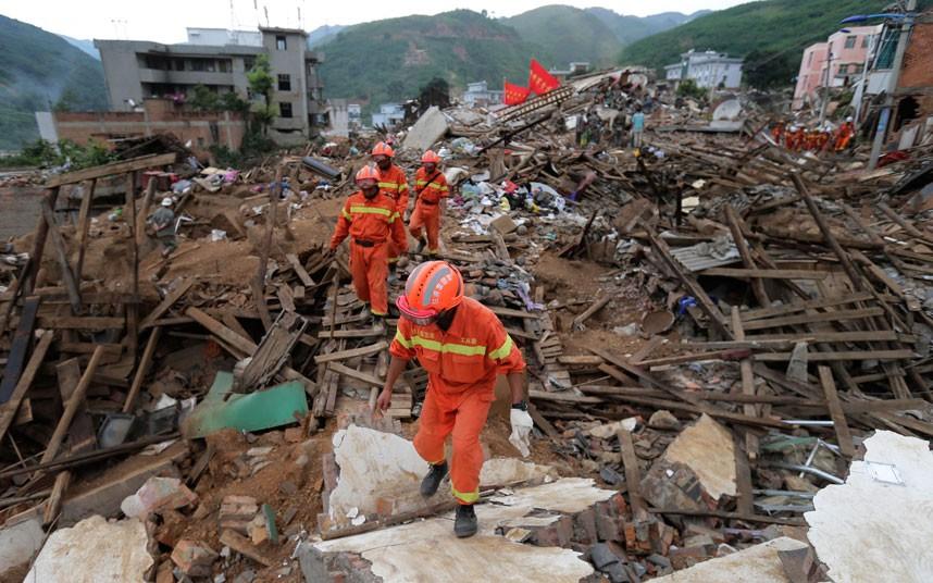 В Китае в результате землетрясения пострадали три человека