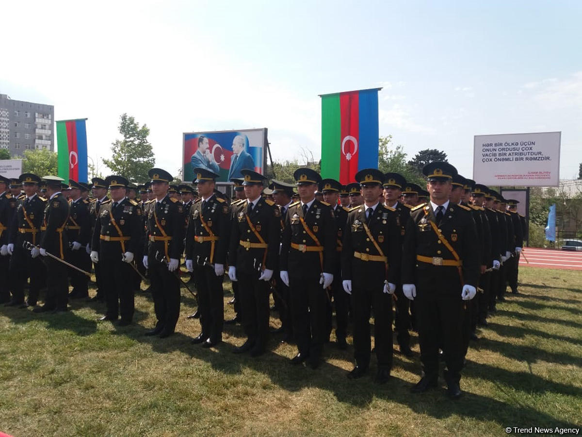 В Баку состоялся очередной выпуск курсантов Военной академии и Высшей военной школы им. Г. Алиева (ФОТО)