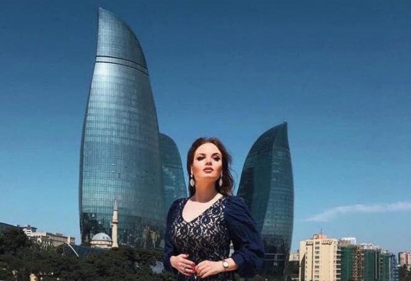 Российская писательница и журналистка приглашает в Азербайджан (ФОТО)