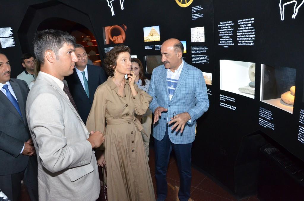 Гендиректор ЮНЕСКО посетила Гобустанский заповедник (ФОТО) - Gallery Image