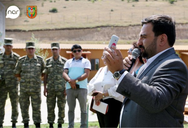 Nar создал мобильный переговорный пункт в нескольких воинских частях (ФОТО)