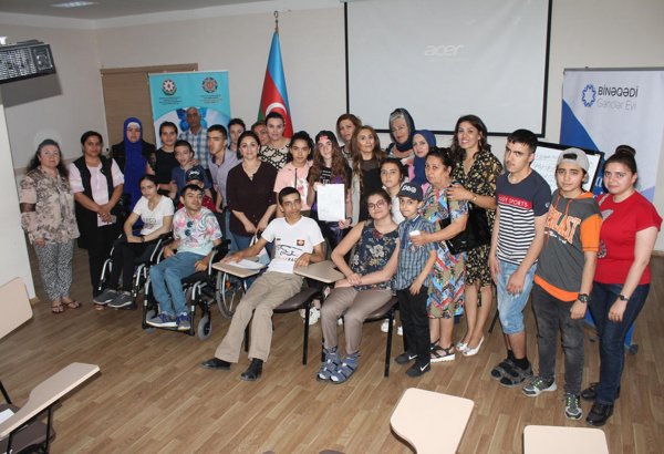 Пусть каждый на 10 минут почувствует себя в инвалидной коляске – проект в Баку (ФОТО)