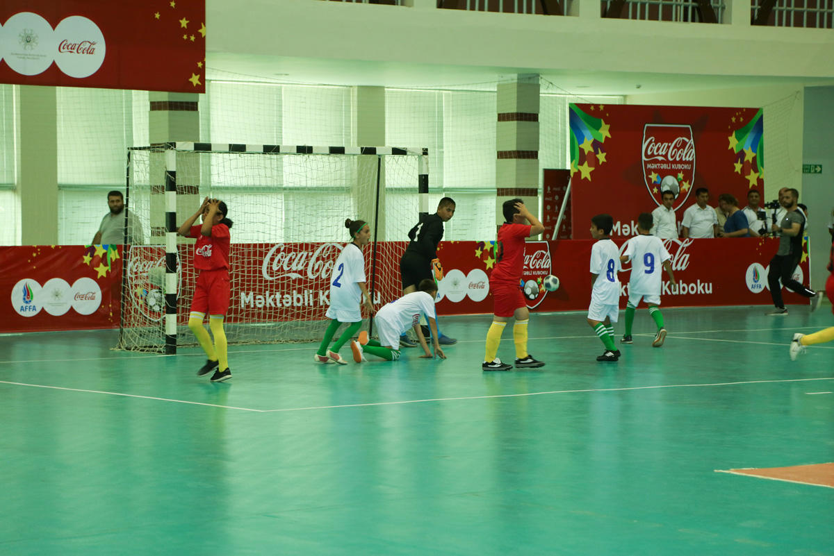 “Coca-Cola Məktəbli Kuboku” futbol turnirinin qalibi müəyyənləşib (FOTO) - Gallery Image