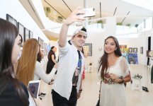 Vice-President of Heydar Aliyev Foundation Leyla Aliyeva views “Live Life” exhibition (PHOTO)