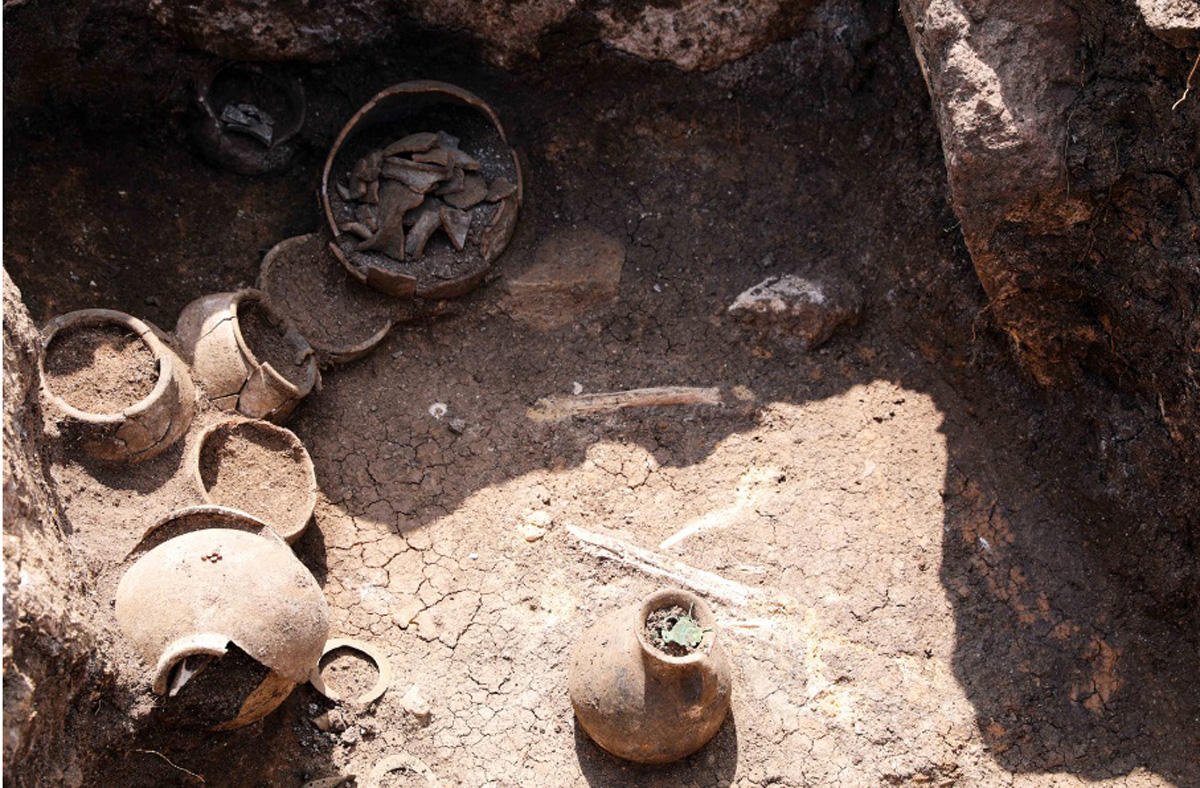 На Човдарском месторождении цветных металлов обнаружены древние захоронения (ФОТО)