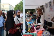 В центре Баку созданы квартал гончарного дела, деревня ковроткачества, поселок медников (ФОТО)