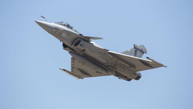 Cementing ties with France, UAE places $19 bln order for warplanes, helicopters