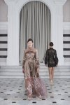Азербайджанский дизайнер из Лондона представила "Висячие сады Вавилона" на Неделе моды в Париже (ФОТО)