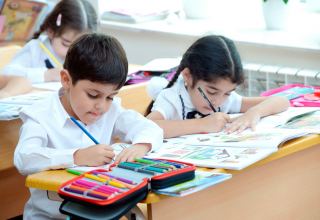 Министр образования Азербайджана назвал запланированный срок приема в первые классы школ