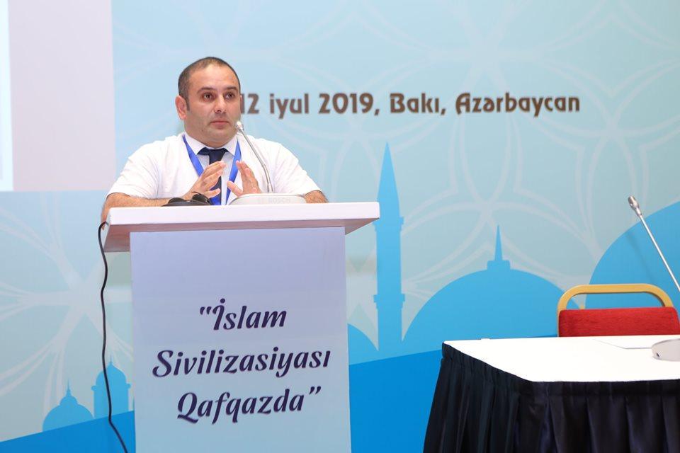 “İslam Sivilizasiyası Qafqazda” II Beynəlxalq Simpoziumu panellərlə davam edir (FOTO)
