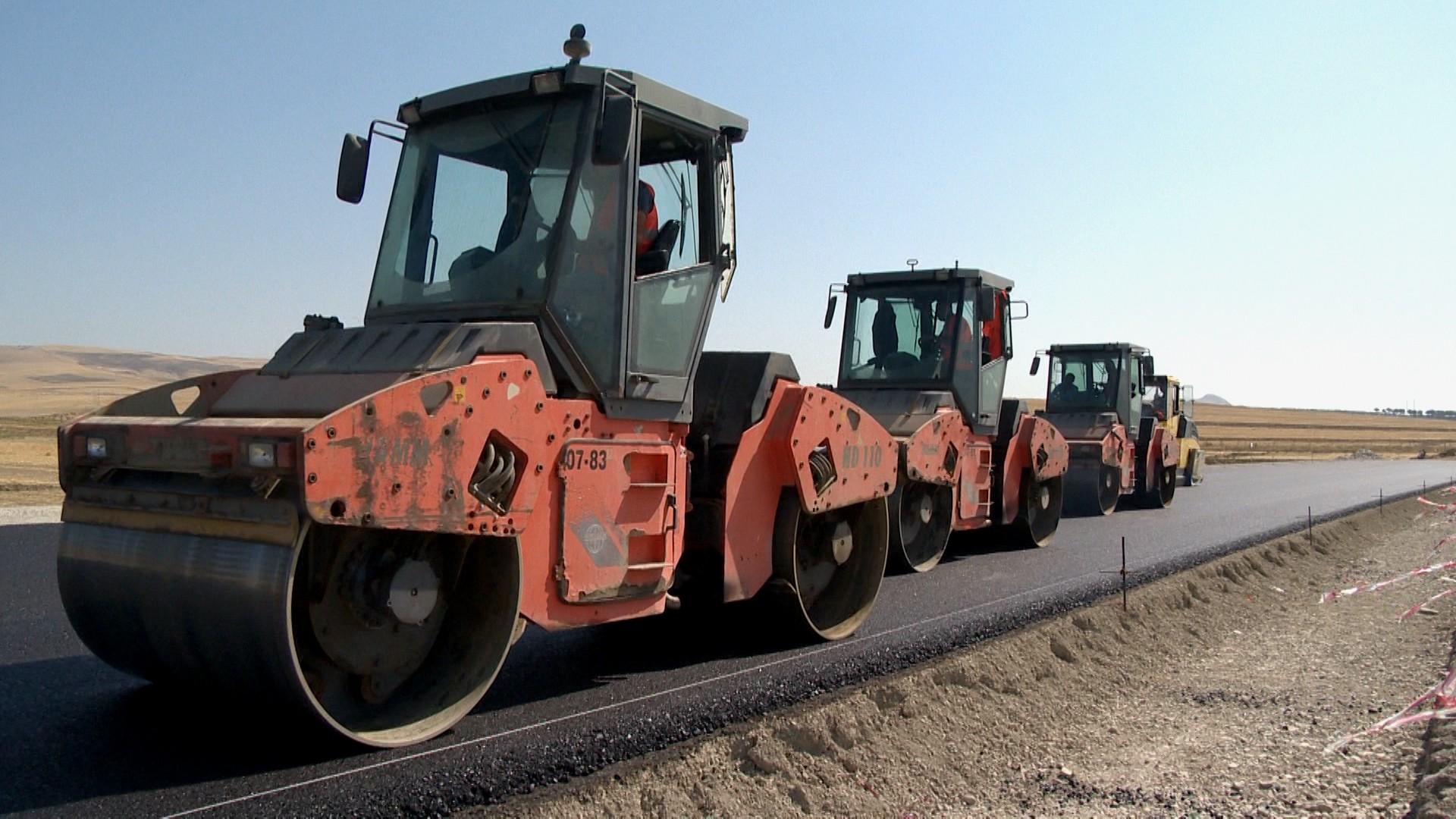Azerbaijani state committee opens tender tfor road repairs