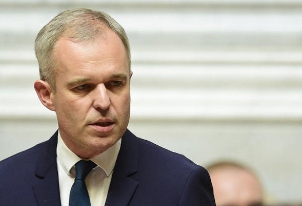 Министр экологии Франции подал в отставку из-за обвинений в растрате госсредств