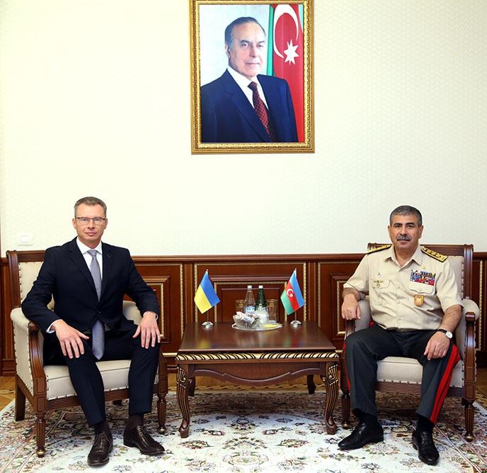 Закир Гасанов встретился с новым послом Украины в Азербайджане