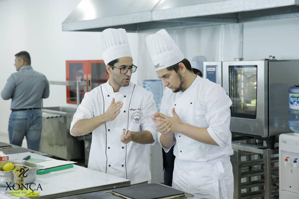 “Xonça” MMC-nin brend-şefləri Dünya İslam Kulinariya Konqresində jüri qismində iştirak ediblər (FOTO)