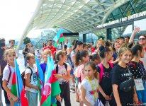 Victorious Azerbaijani gymnast returns home from FIG Championships in Moscow (PHOTO)