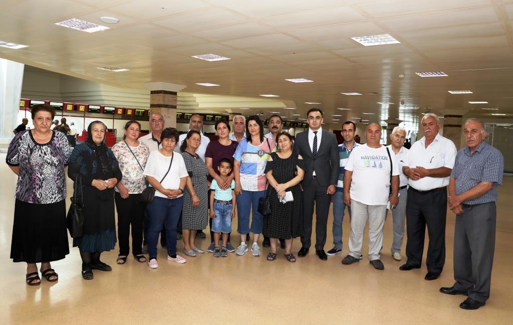 Минтруда Азербайджана отправило на лечение в физиотерапевтический центр группу инвалидов (ФОТО)