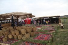 Milli Yaylaq Festivalında “Azərxalça”nın məhsullarına böyük maraq göstərilib (FOTO)