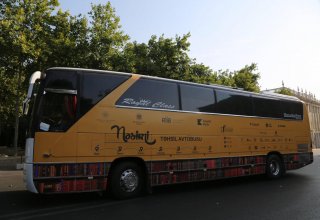 “Təhsil avtobusu – Nəsimi” yay məktəbi Bakcell şirkətinin dəstəyi ilə reallaşıb (FOTO)