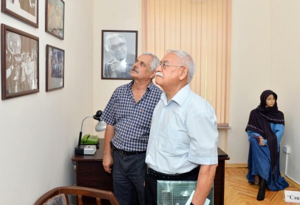 Как Радж Капур пригласил азербайджанского режиссера в Индию: открытие Творческой студии (ФОТО)