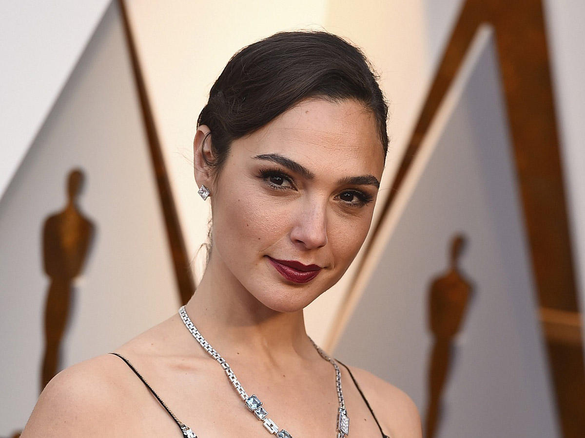Gal Gadot to play Jewish actress Hedy Lamarr in showtime series