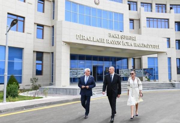Azerbaijani president, first lady attend opening of new administrative building of Pirallahi District Executive Authority (PHOTO)