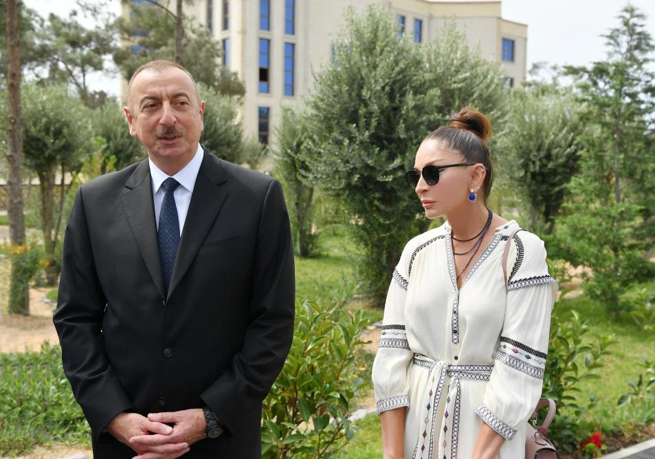 Azerbaijani president, first lady attend opening of “Mirvari” Park Complex (PHOTO)
