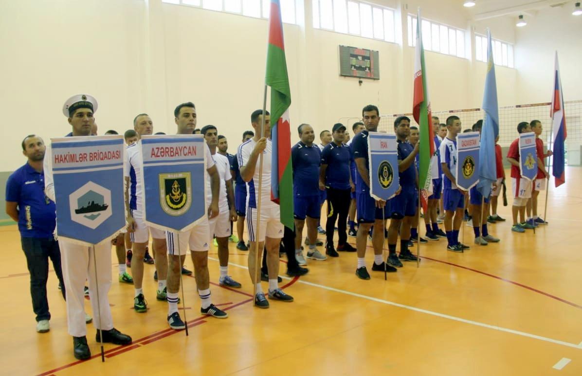 “Dəniz kuboku - 2019” müsabiqəsinin iştirakçıları arasında voleybol yarışı keçirilib (FOTO)