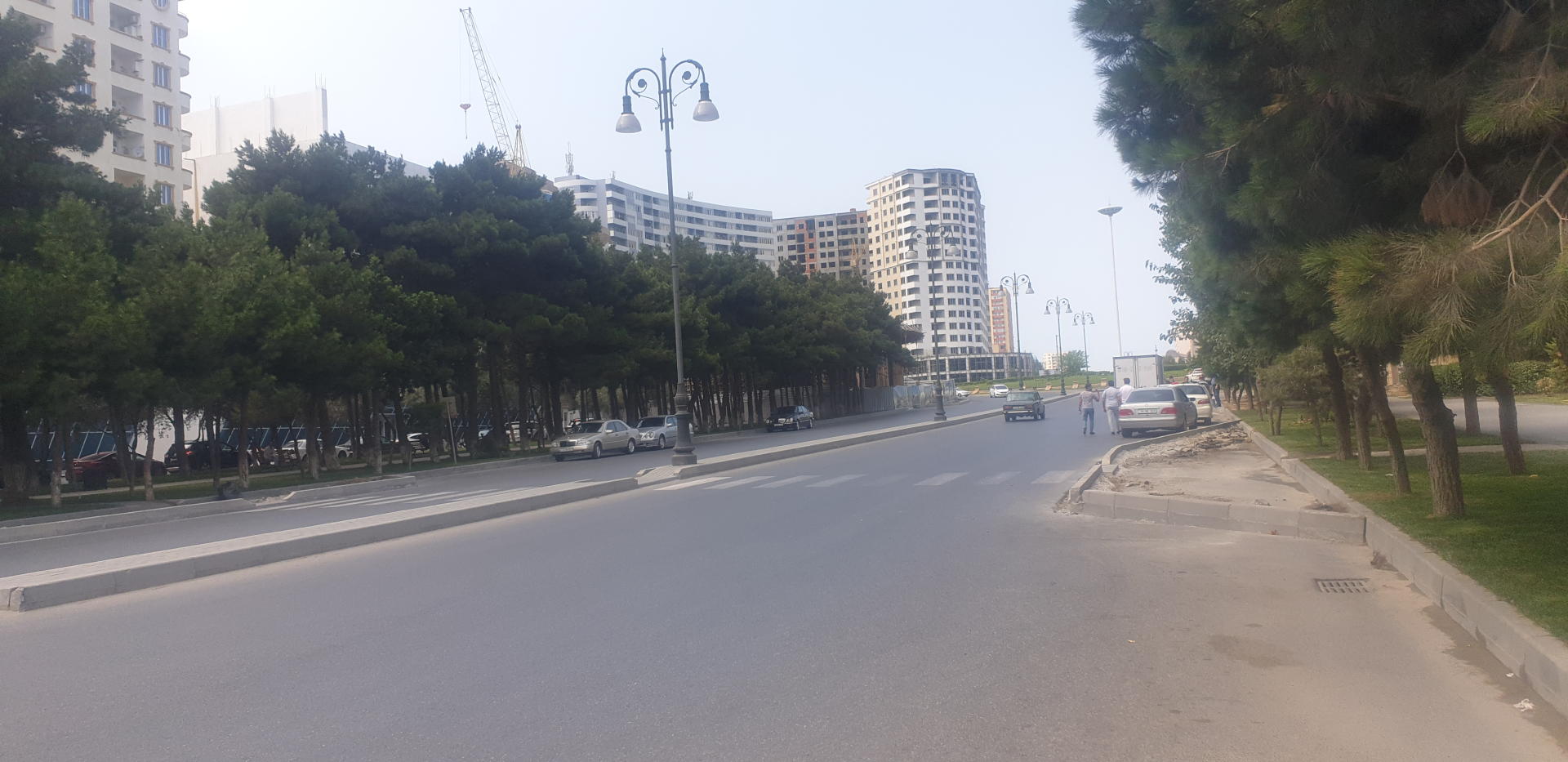 Бакинское транспортное агентство продолжает обустраивать дороги столицы Азербайджана (ФOTO)