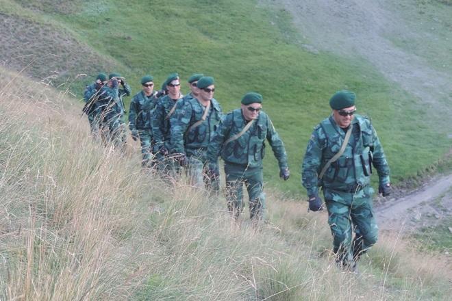 Азербайджанские пограничники заняли ряд стратегически важных позиций на линии соприкосновения