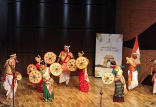 Индийские танцы восхитили публику в Баку (ФОТО)