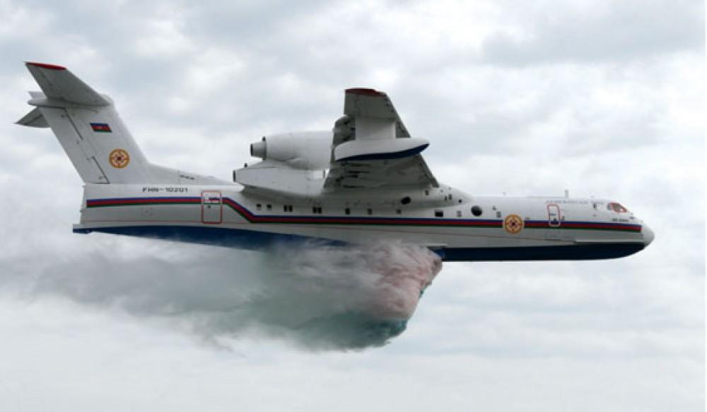 К тушению пожара в Гирканском национальном парке привлечен самолет-амфибия