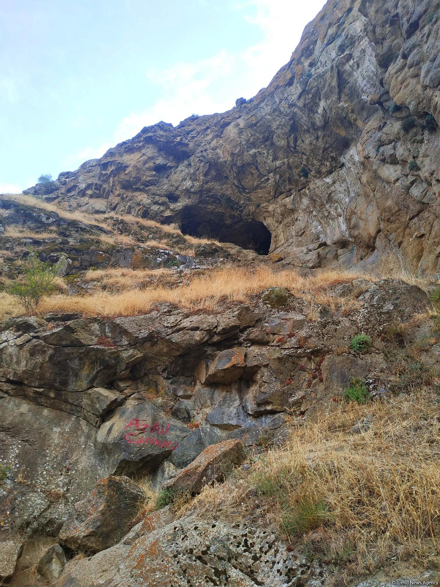 Путешествие во времени в Бузеирскую пещеру Лерика (ФОТО)