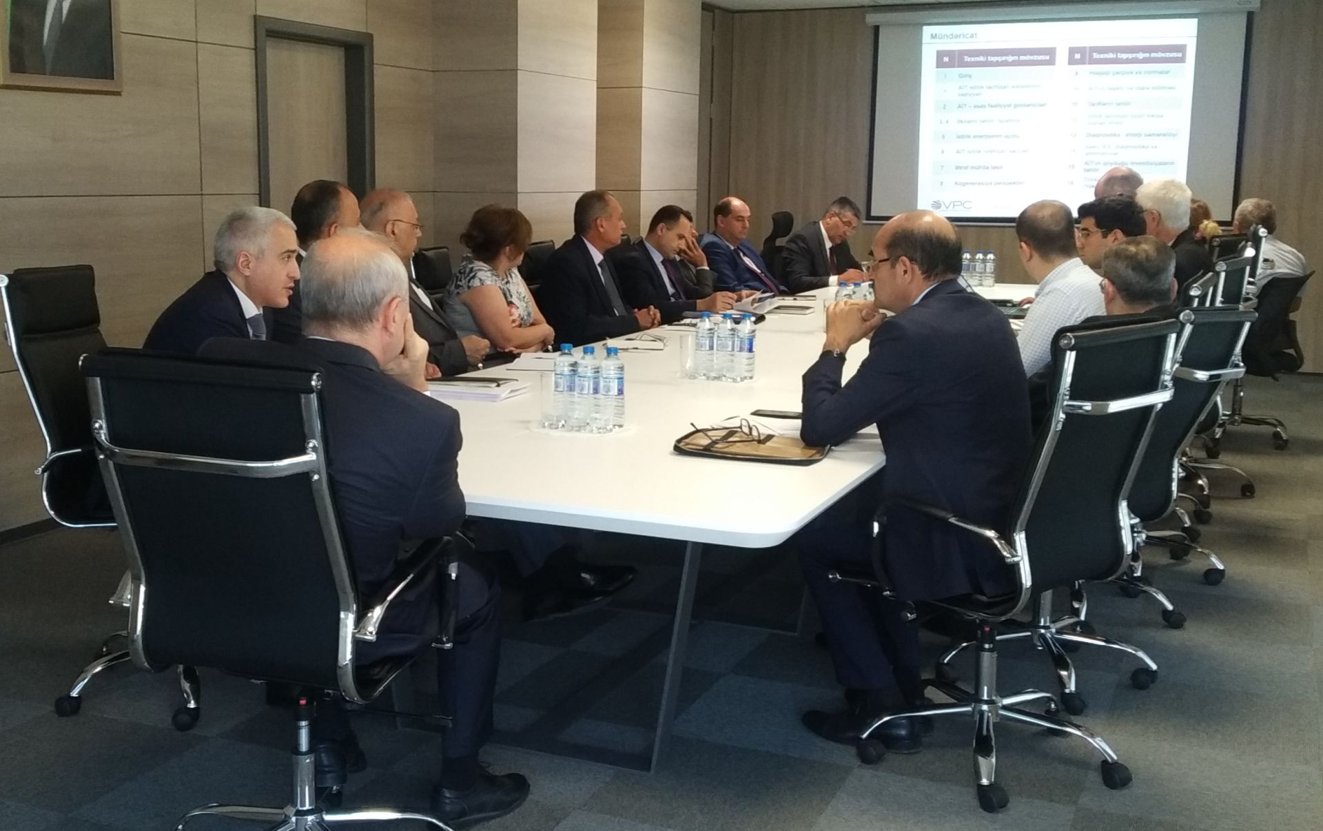Состоялось заседание по повышению эффективности отопительной системы в Азербайджане