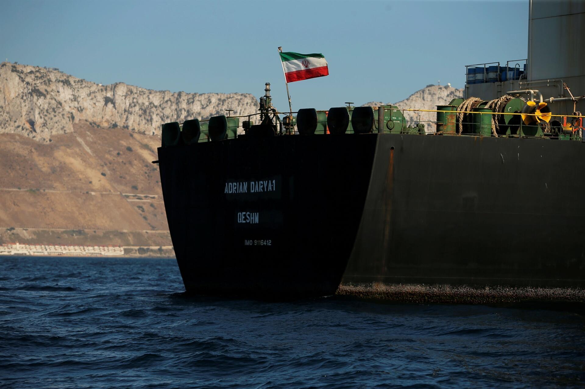 Иран продал груженный нефтью танкер “Adrian Darya”