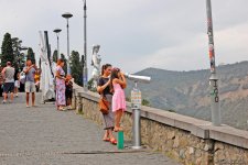 Tiflis: Köhnəliklə yeniliyin harmoniyası (FOTOREPORTAJ)