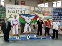 Karateçilərimiz Rizədən 57 medalla qayıdır (FOTO)