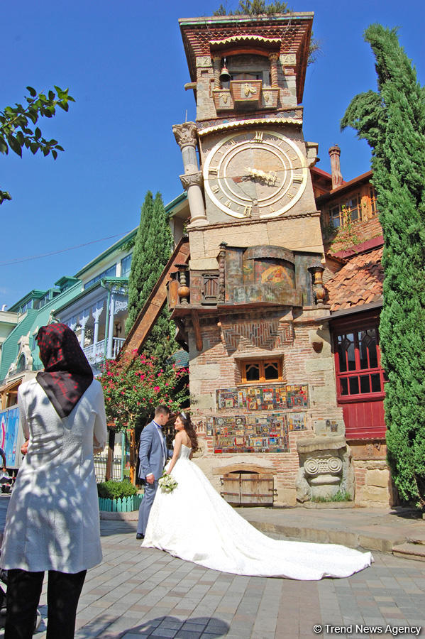 Tiflis: Köhnəliklə yeniliyin harmoniyası (FOTOREPORTAJ)