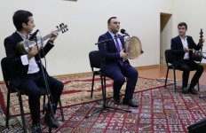 Жители поселка Бузовна отправились в музыкальное путешествие  (ФОТО)