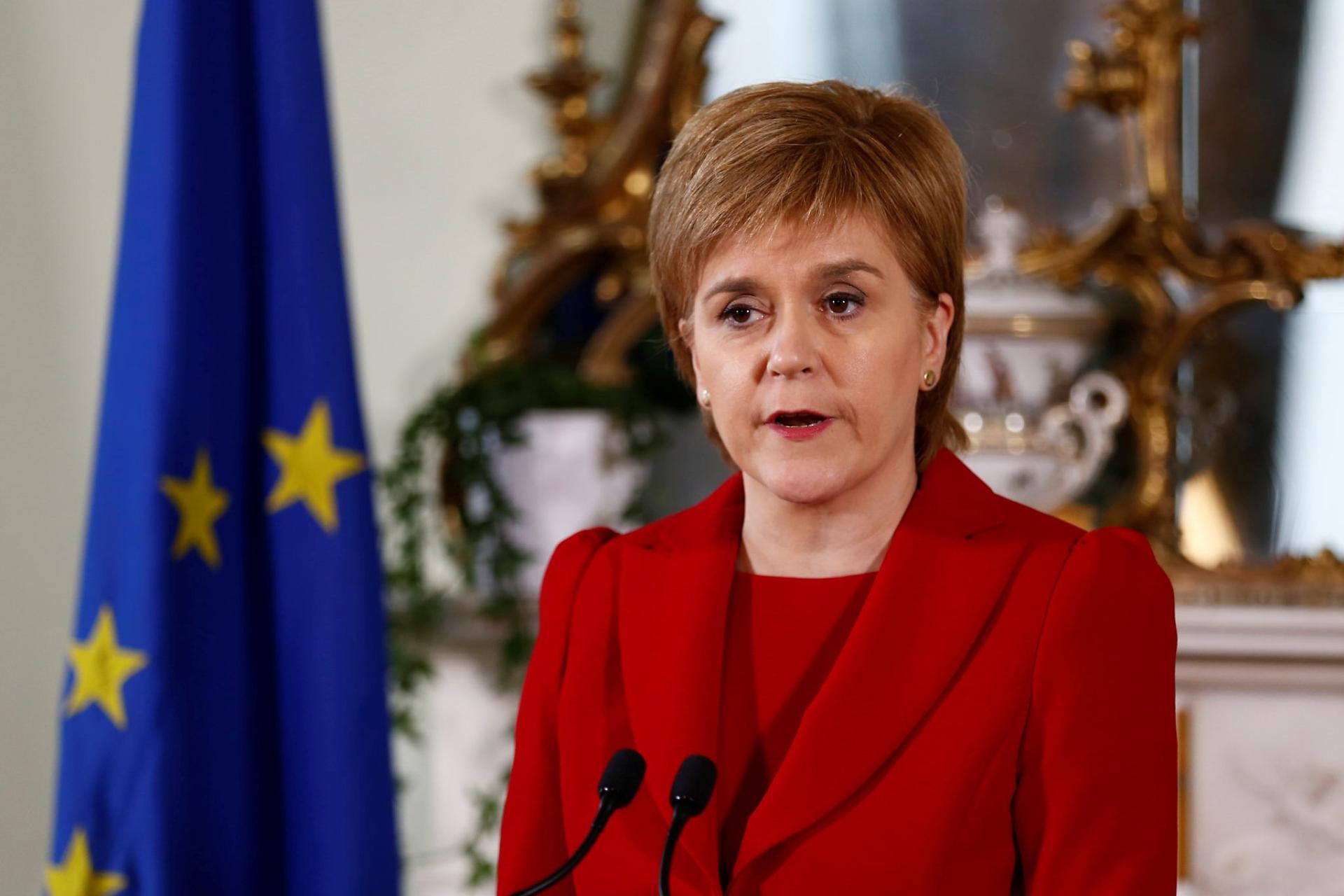 В Шотландии назвали остановку работы парламента черным днем для Великобритании