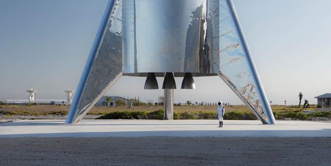 SpaceX успешно испытала аппарат Starhopper