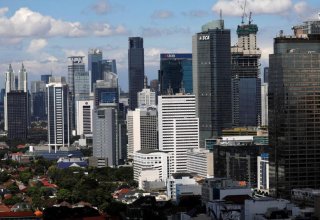 Indonesia pledges $40 billion to modernize Jakarta ahead of new capital