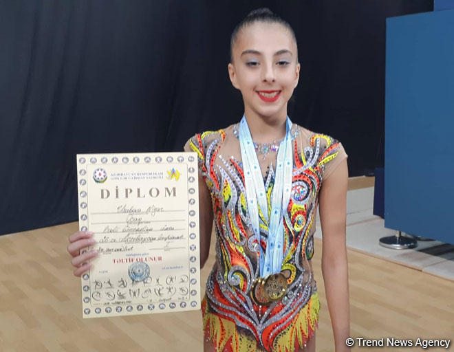 Winners of Azerbaijan and Baku Championships in Rhythmic Gymnastics in exercises with clubs and ribbon awarded (PHOTO)